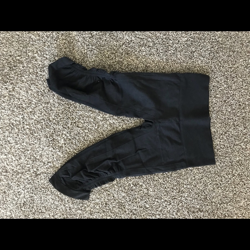 grey lululemon leggings